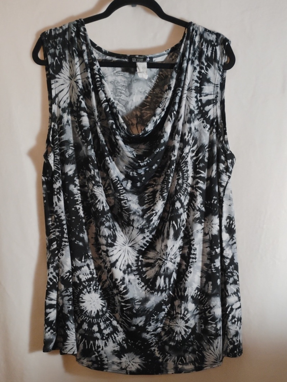 Star Vixen Black & White Tie-Dye Cowl Neck Tank 3X